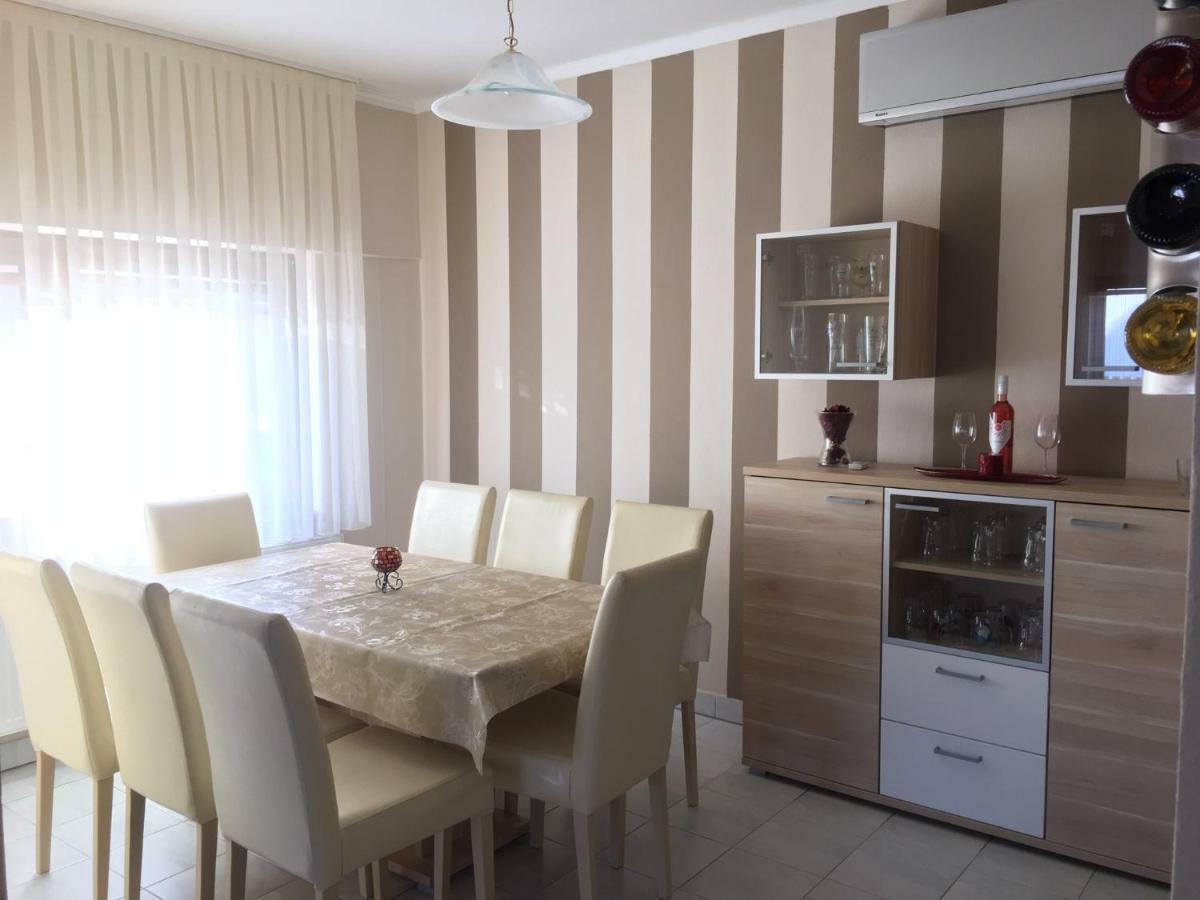 Vass Bor Vendégház Kiskoros Esterno foto